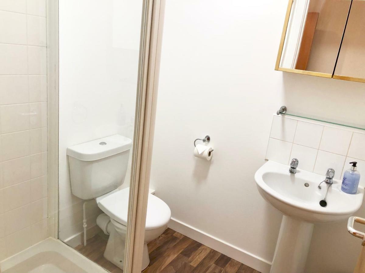 City Centre Apartment Inverness Bagian luar foto